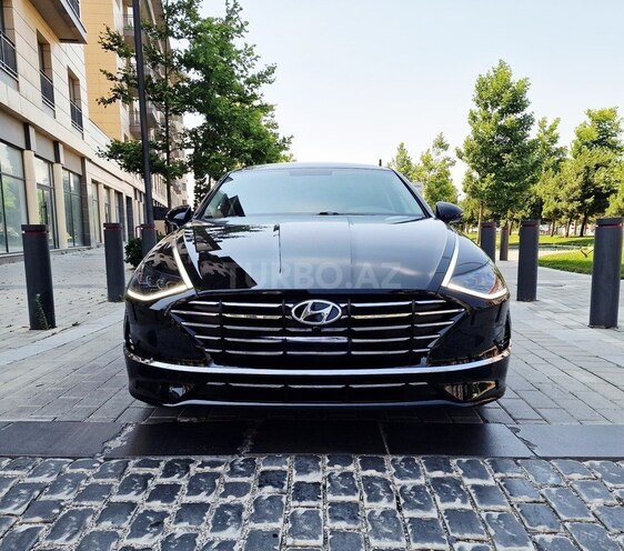 Hyundai Sonata-14