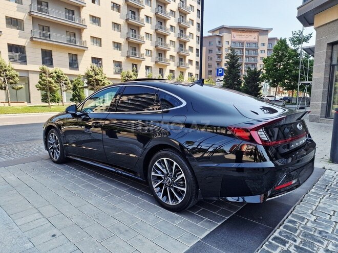 Hyundai Sonata-17