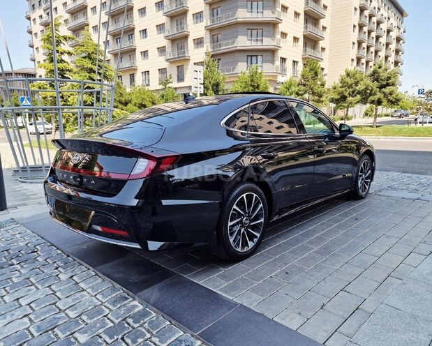 Hyundai Sonata-19