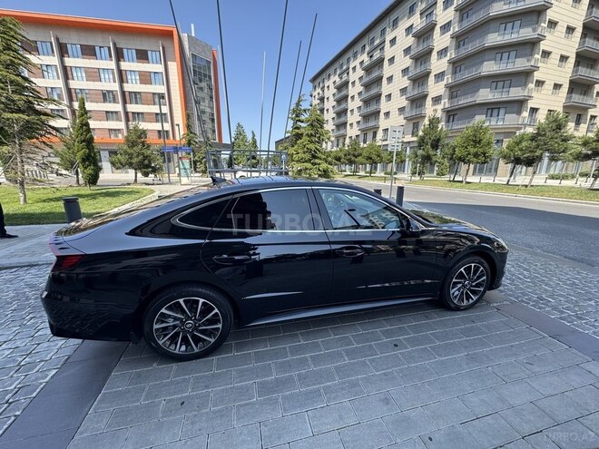 Hyundai Sonata-8