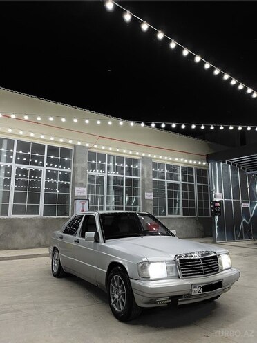 Mercedes 190-3