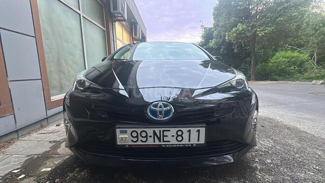Toyota Prius-1