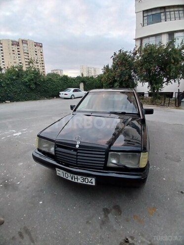 Mercedes 190-5