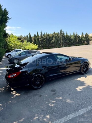 Mercedes CLS 500-8