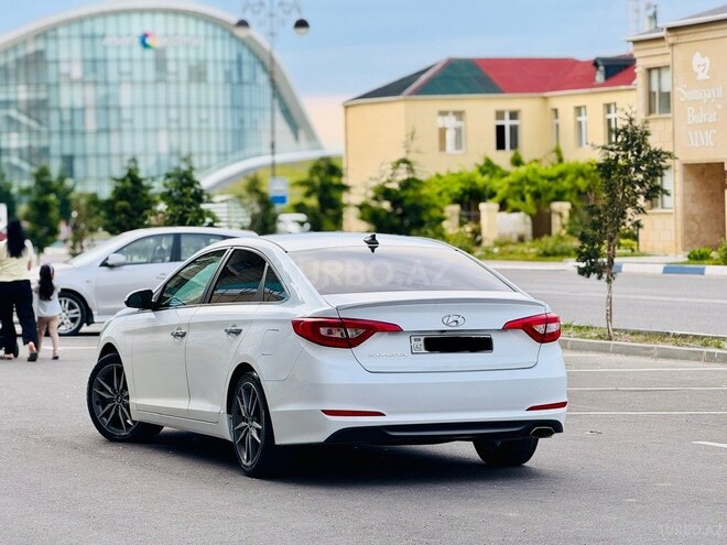 Hyundai Sonata-6