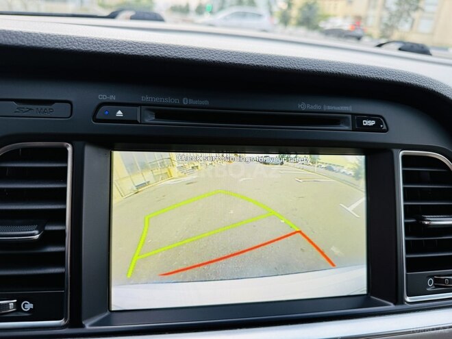 Hyundai Sonata-15