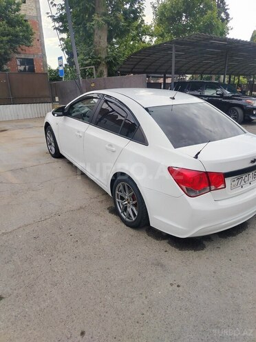 Chevrolet Cruze-3