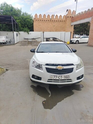 Chevrolet Cruze-1