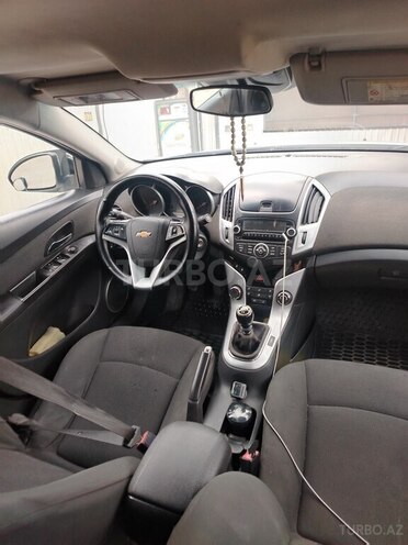 Chevrolet Cruze-8