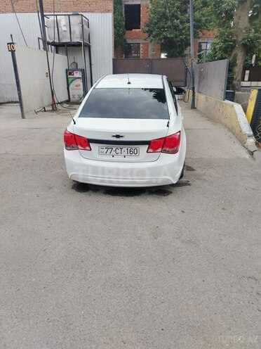 Chevrolet Cruze-10