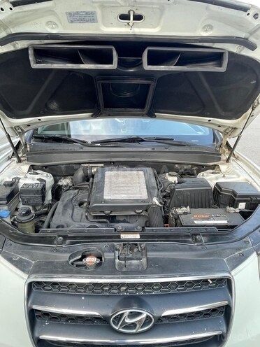 Hyundai Santa Fe-7