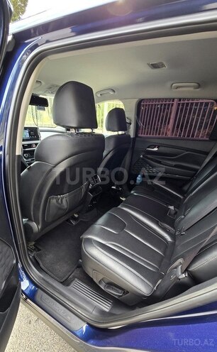 Hyundai Santa Fe-12