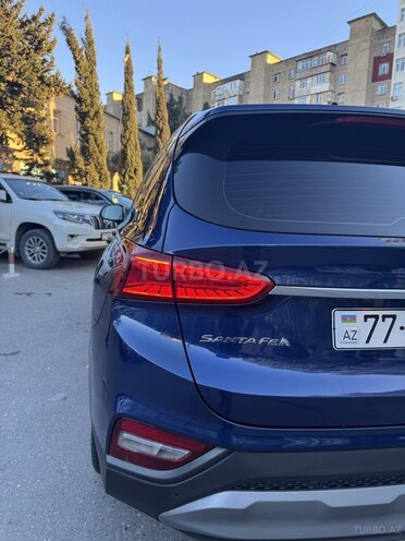 Hyundai Santa Fe-20