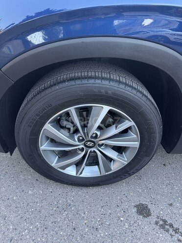 Hyundai Santa Fe-19