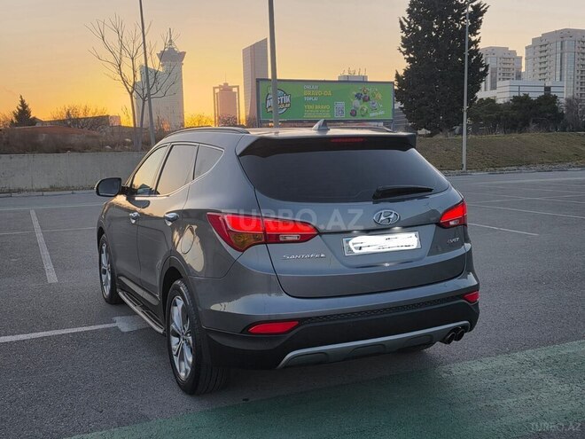 Hyundai Santa Fe-6