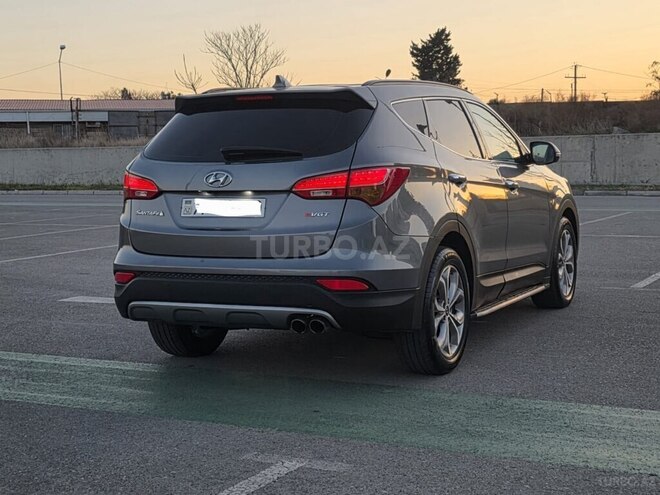 Hyundai Santa Fe-16