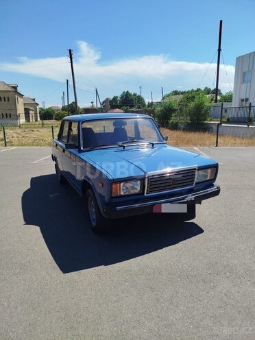 LADA (VAZ) 2107-1