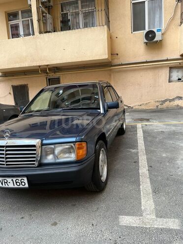 Mercedes 190-14
