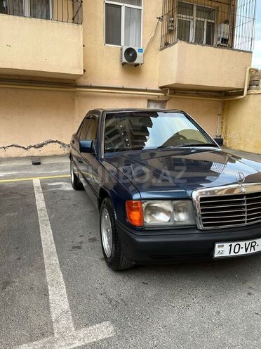 Mercedes 190-16