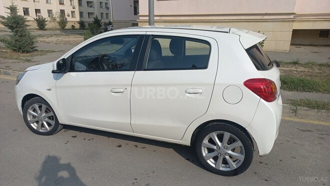 Mitsubishi Mirage-4