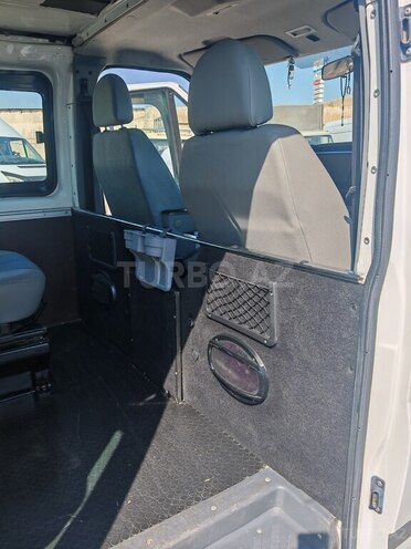 Ford Transit-7