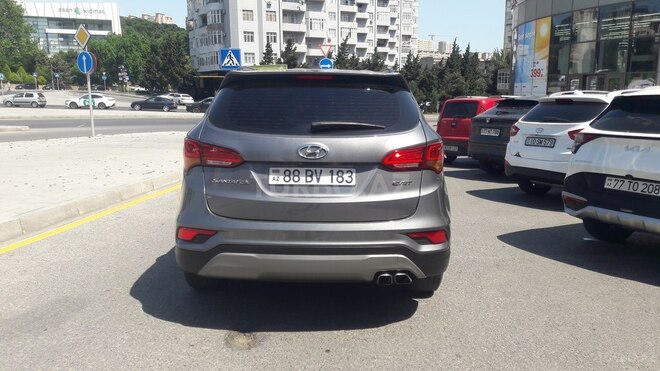 Hyundai Santa Fe-9