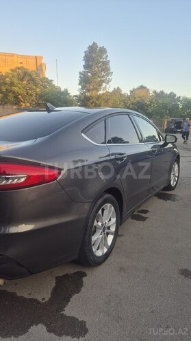 Ford Fusion (North America)-8