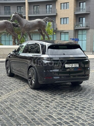 Li Auto L7-4