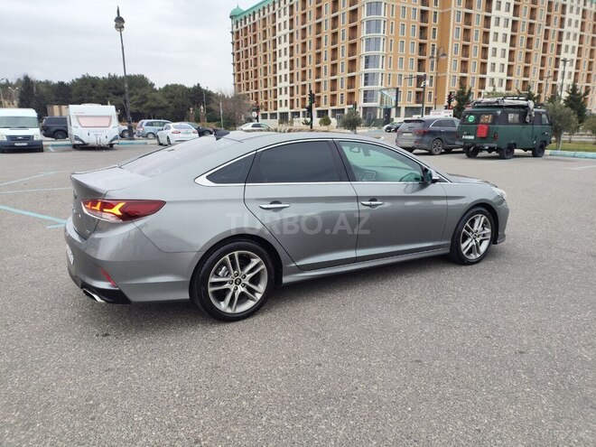 Hyundai Sonata-7