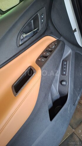 Chevrolet Equinox-18