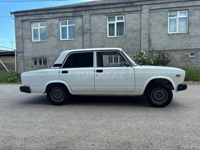 LADA (VAZ) 2107-5