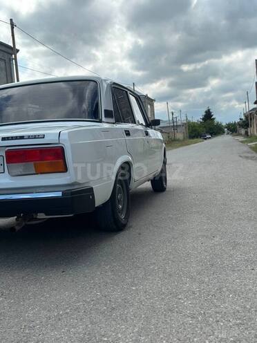 LADA (VAZ) 2107-4