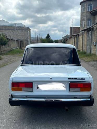 LADA (VAZ) 2107-2