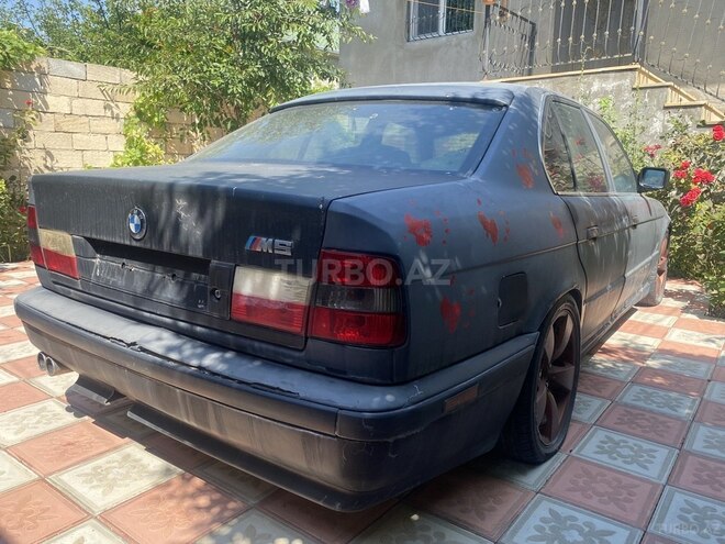 BMW 525-2