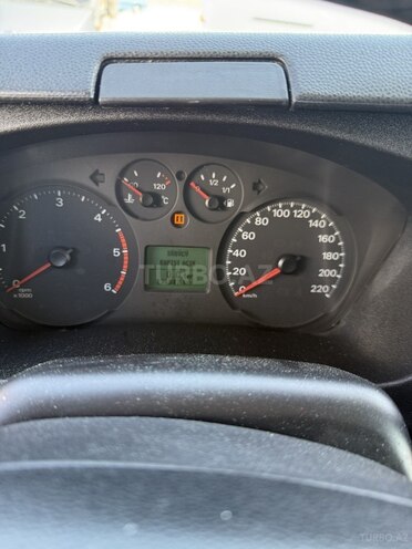 Ford Transit-19