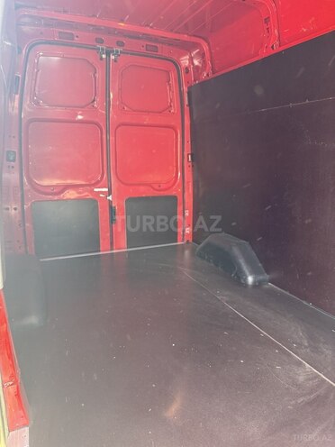 Ford Transit-18