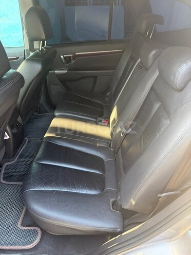 Hyundai Santa Fe-7