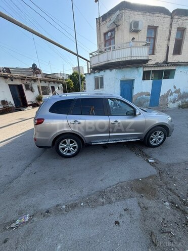 Hyundai Santa Fe-4