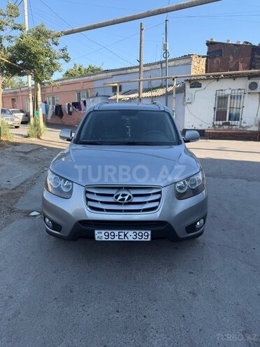 Hyundai Santa Fe-1