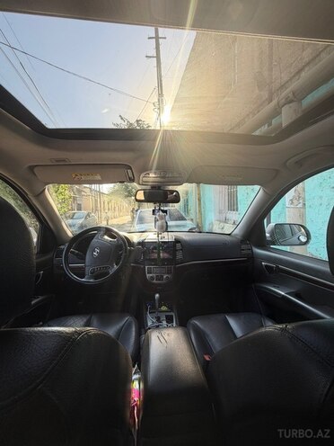 Hyundai Santa Fe-11