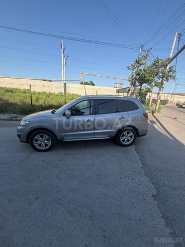 Hyundai Santa Fe-9