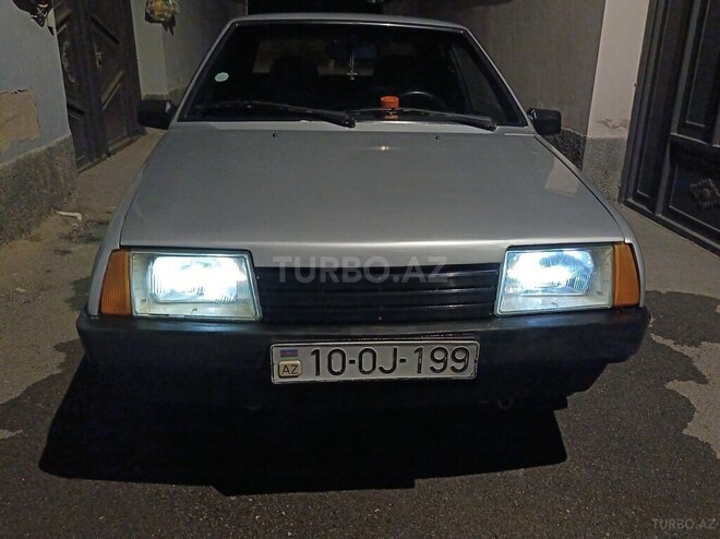 LADA (VAZ) 21099-8