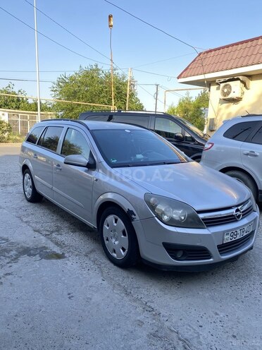 Opel Astra-2