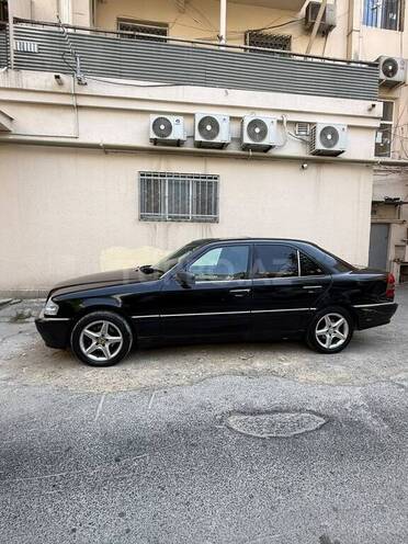 Mercedes C 280-7