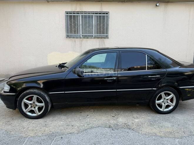 Mercedes C 280-8