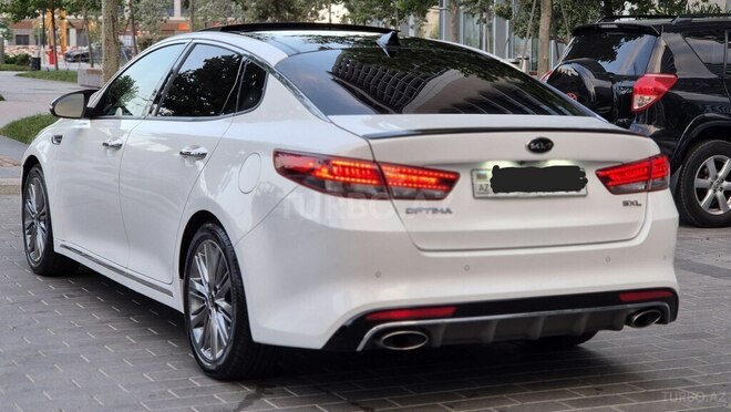 Kia Optima-17