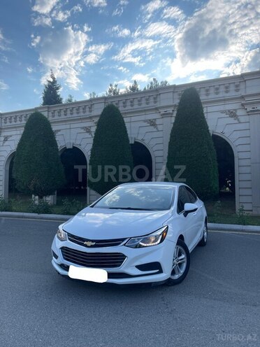 Chevrolet Cruze-1