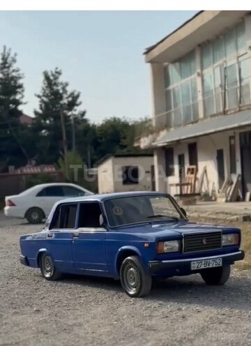 LADA (VAZ) 2107-1