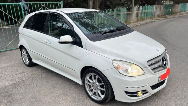 Mercedes B 170-4