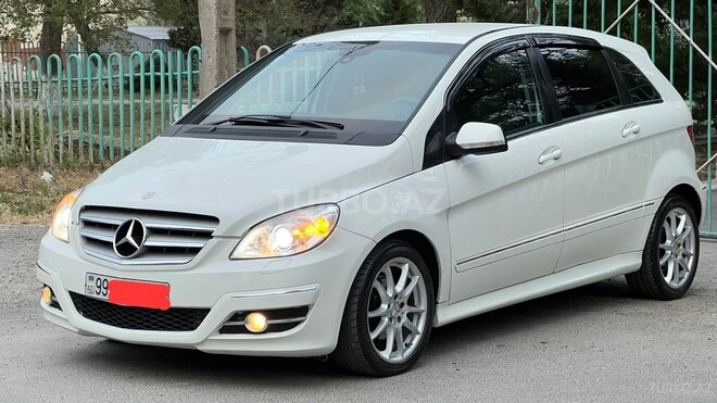 Mercedes B 170-1